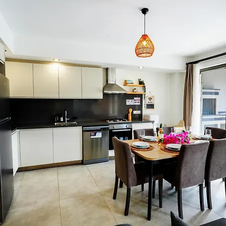 Karsika Villa *